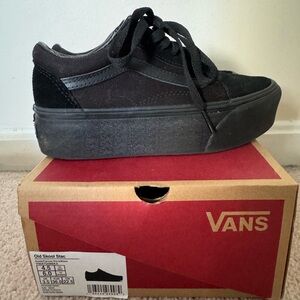 Vans Old Skool Stackform. Black. 6W